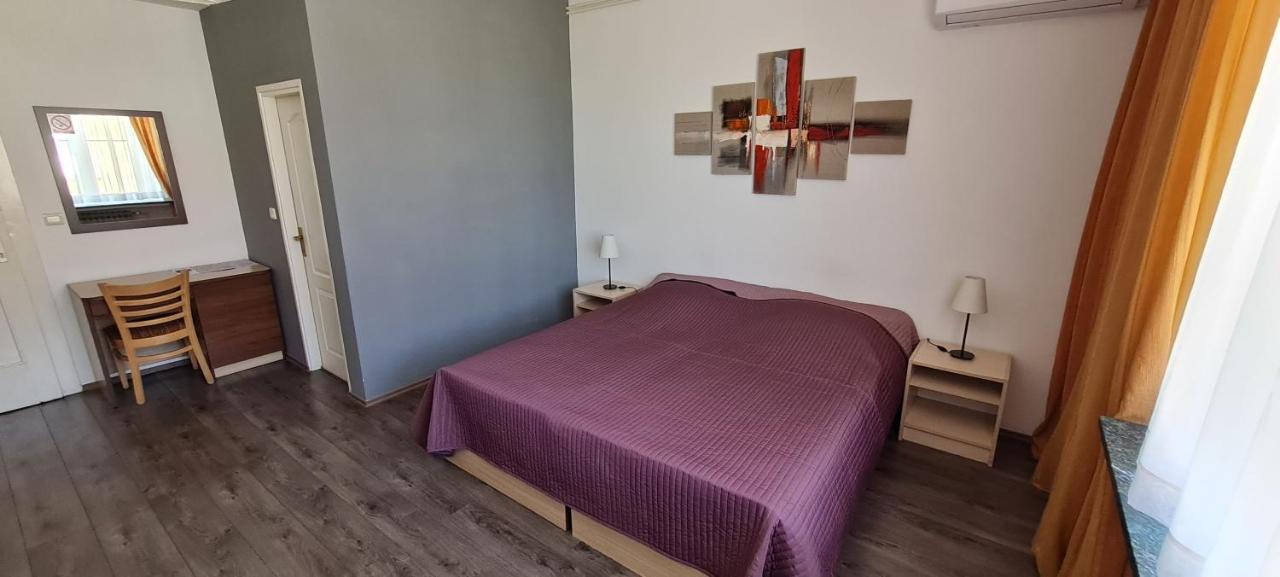 Rooms Lara Загреб Екстериор снимка