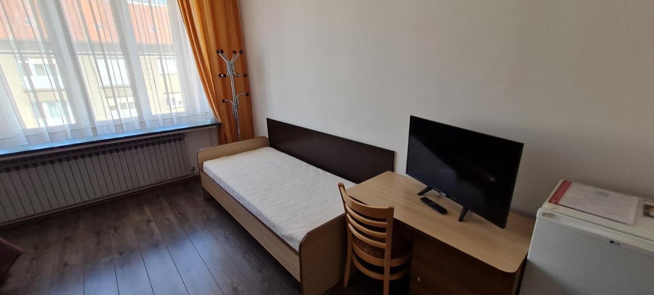 Rooms Lara Загреб Екстериор снимка