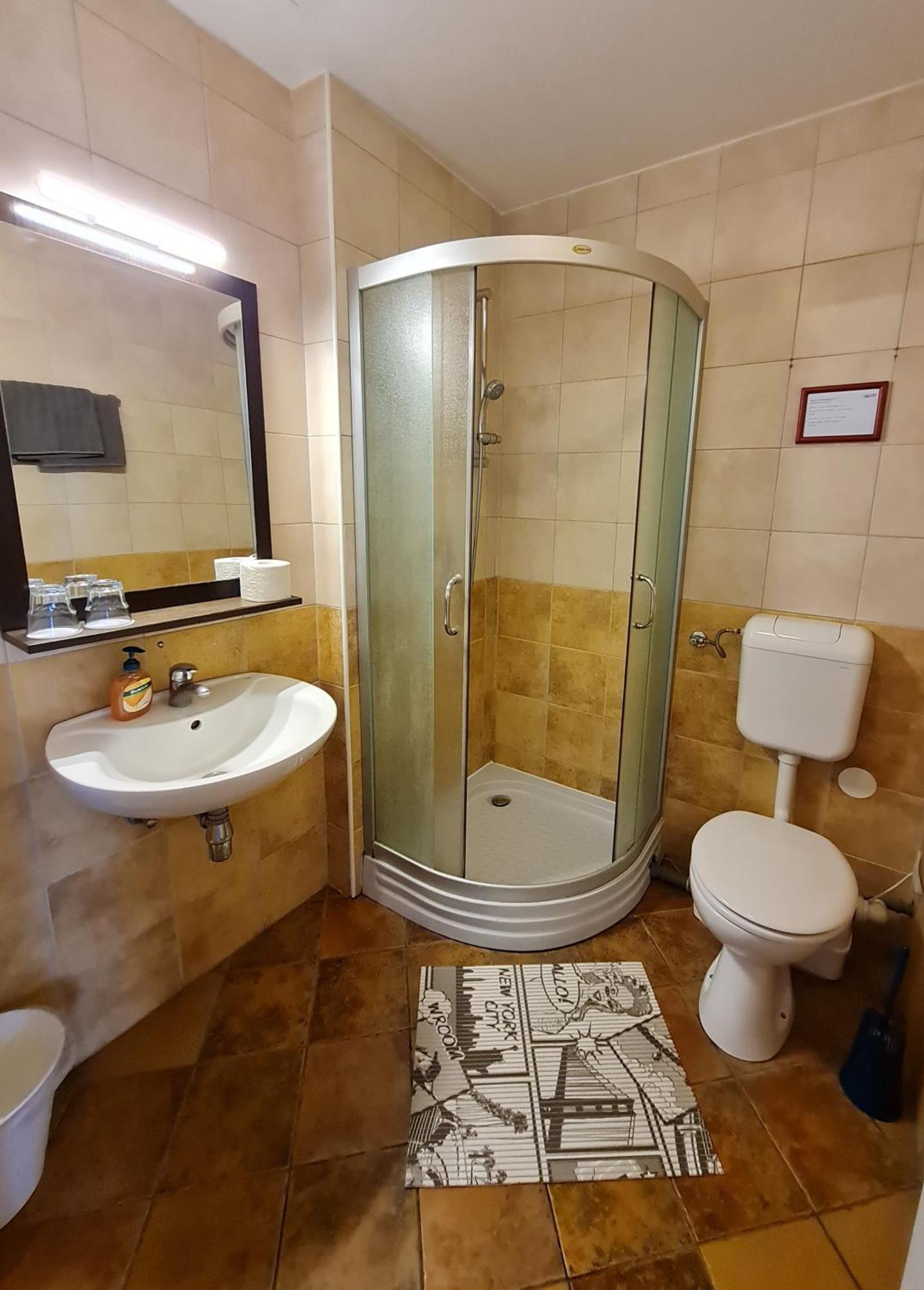 Rooms Lara Загреб Екстериор снимка
